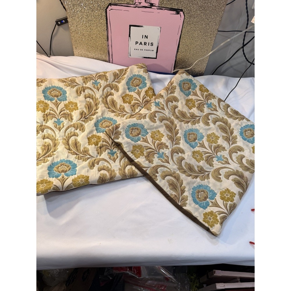 2 FeatherPillow Covers Luxury Earth Tones Tan Thick Zipper Cleaned 321